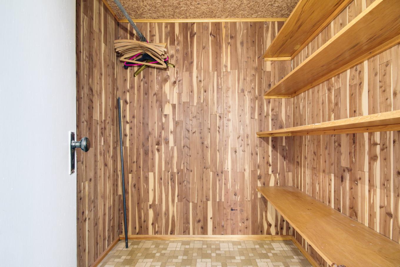 Rangement - 151 Rue St-Georges, Saint-Séverin, QC - Indoor Photo Showing Other Room