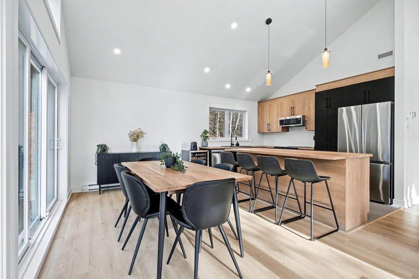 Dining room - 2100 Rue Wilfrid, Val-David, QC - Indoor