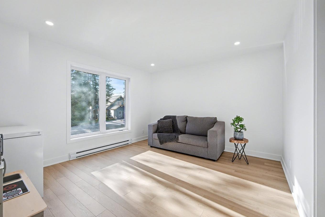 Family room - 2100 Rue Wilfrid, Val-David, QC - Indoor Photo Showing Living Room