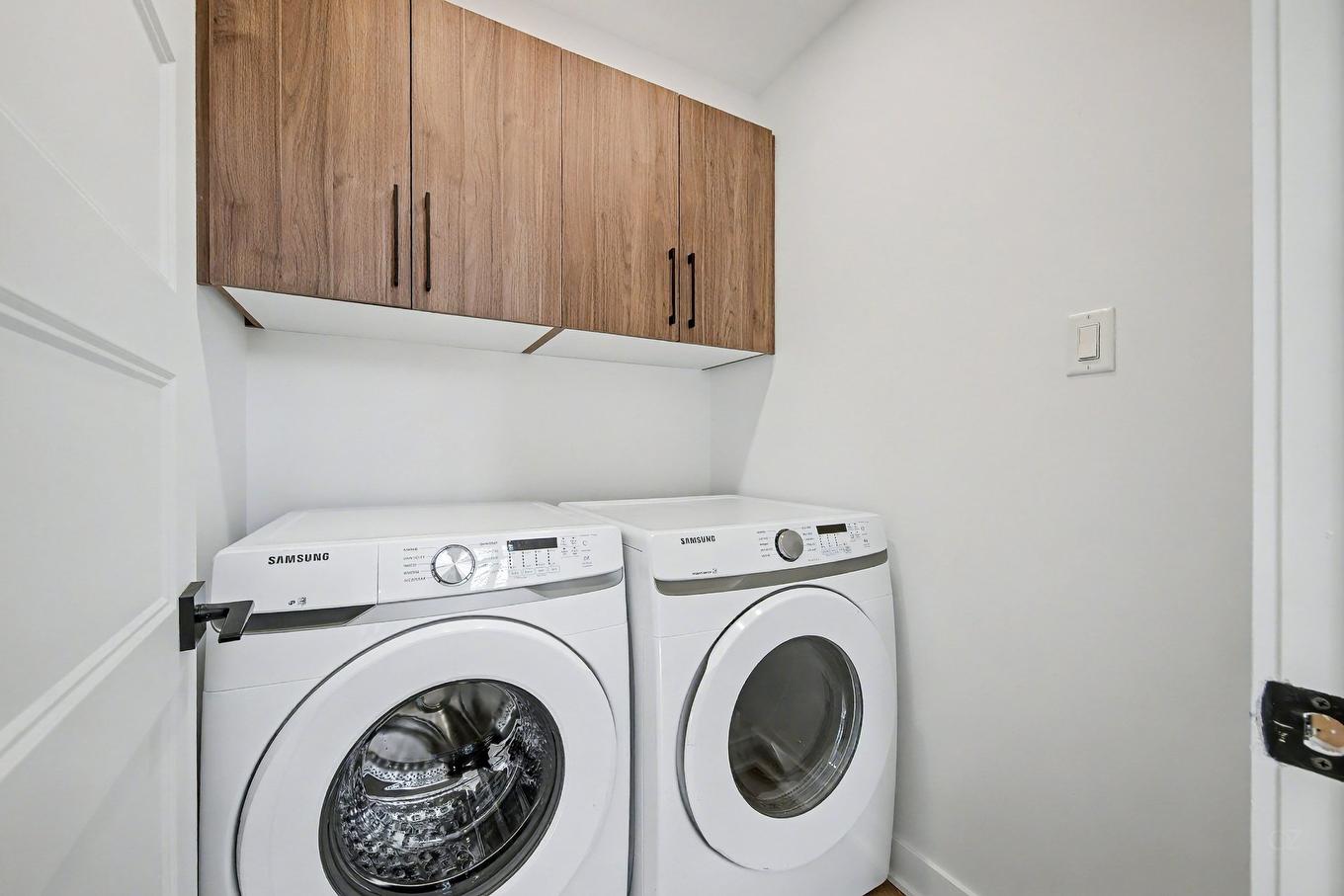 Laundry room - 2100 Rue Wilfrid, Val-David, QC - Indoor Photo Showing Laundry Room