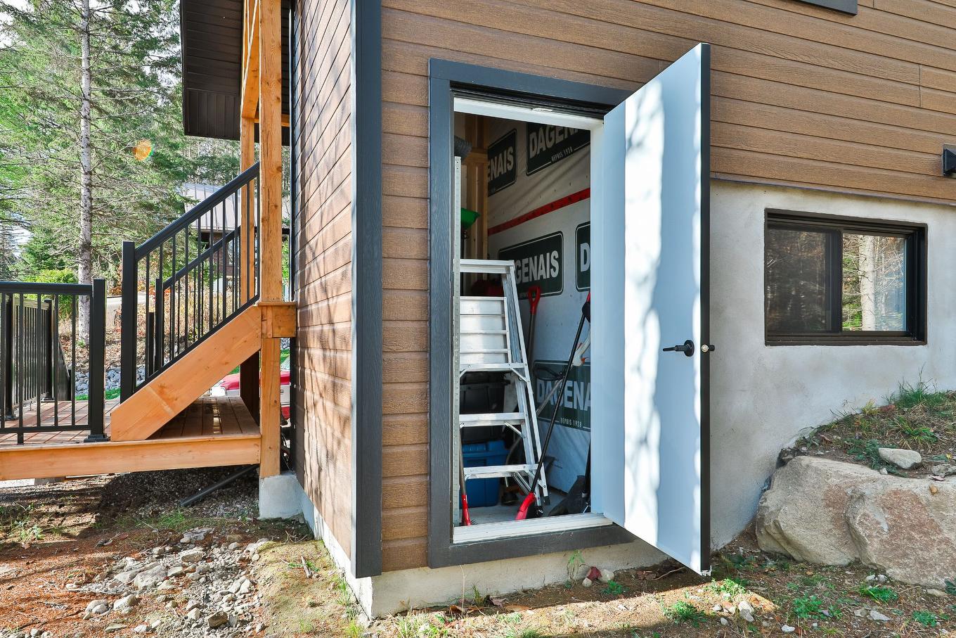 Shed - 2100 Rue Wilfrid, Val-David, QC - Outdoor With Exterior