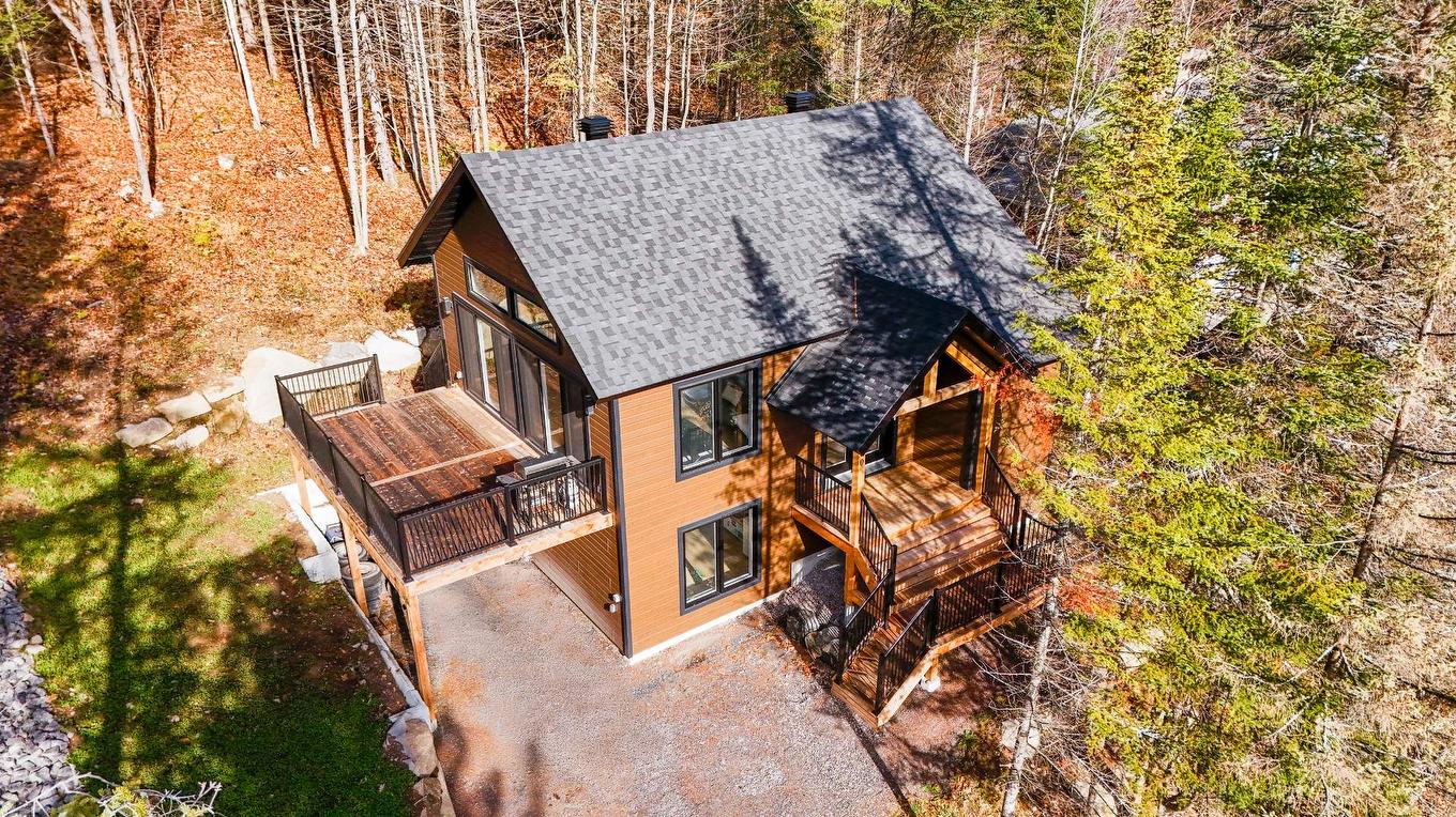 Frontage - 2100 Rue Wilfrid, Val-David, QC - Outdoor