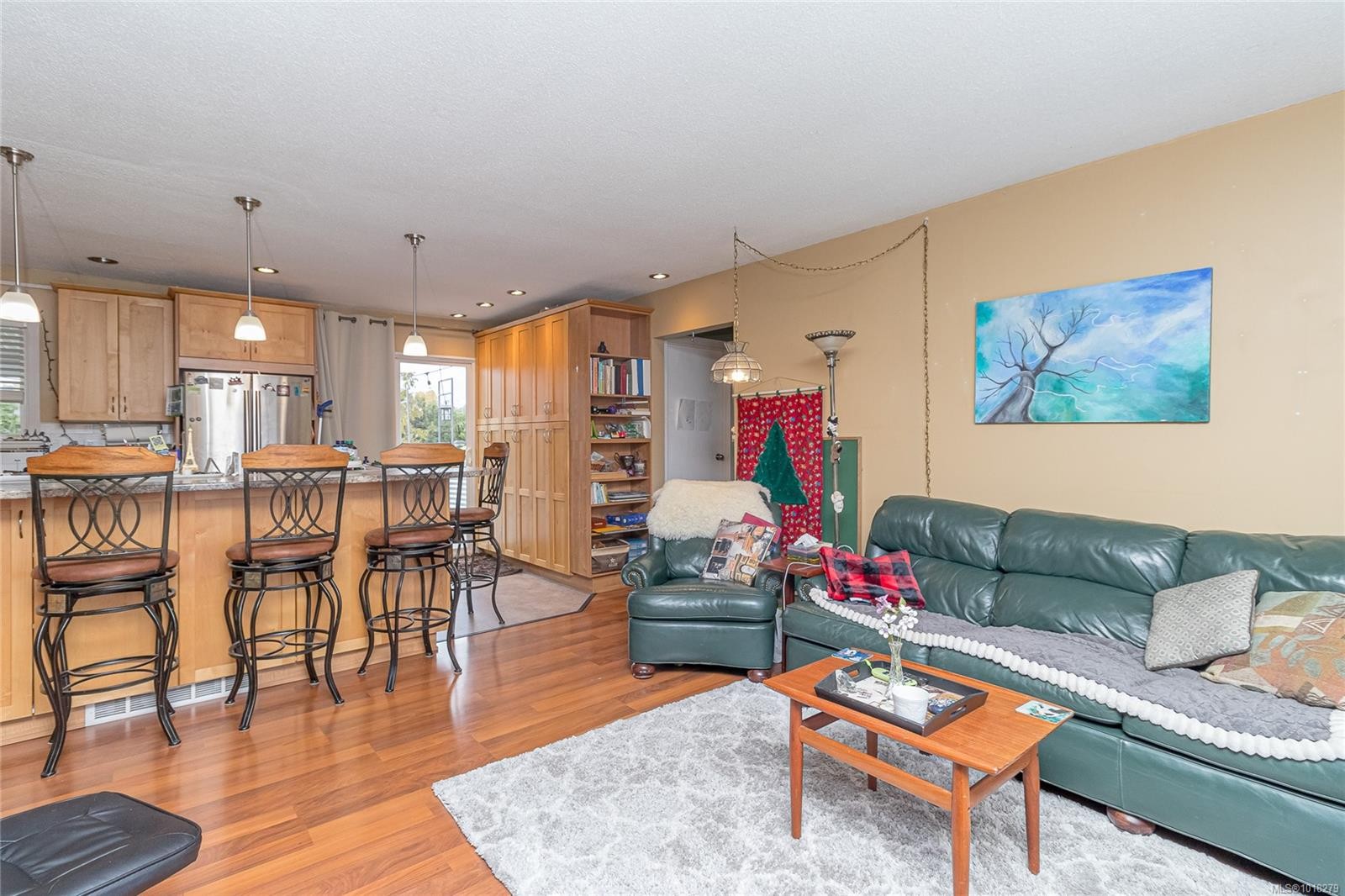 6274 Somenos Rd, Duncan, BC