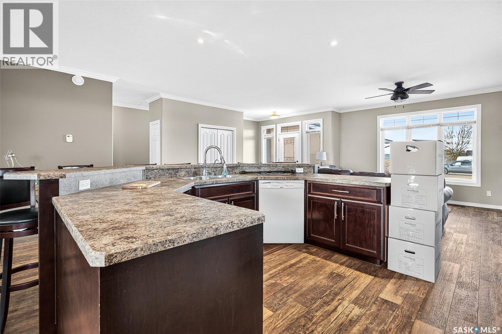 8 Sunrise Boulevard, Craik Rm No. 222, SK - Indoor Photo Showing Kitchen