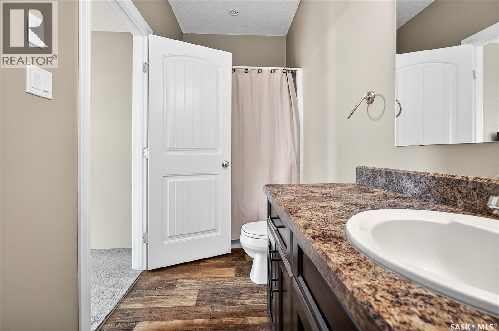 8 Sunrise Boulevard, Craik Rm No. 222, SK - Indoor Photo Showing Bathroom
