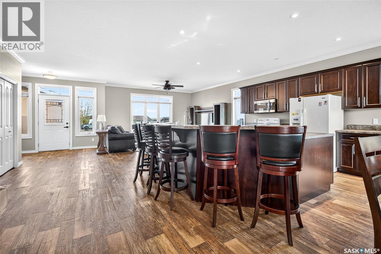 8 Sunrise Boulevard, Craik Rm No. 222, SK - Indoor