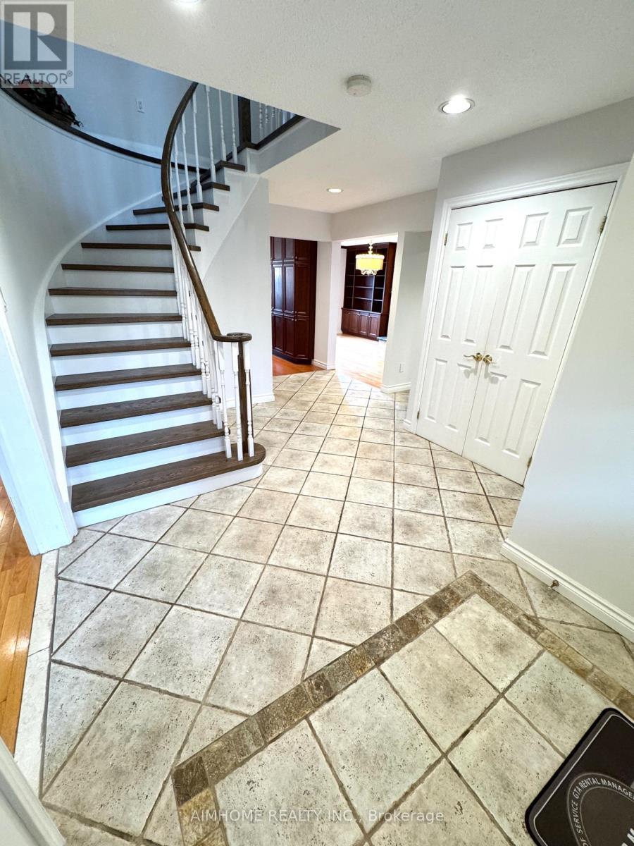 119 Cooperage Crescent, Richmond Hill, ON - Indoor Photo Showing Other Room