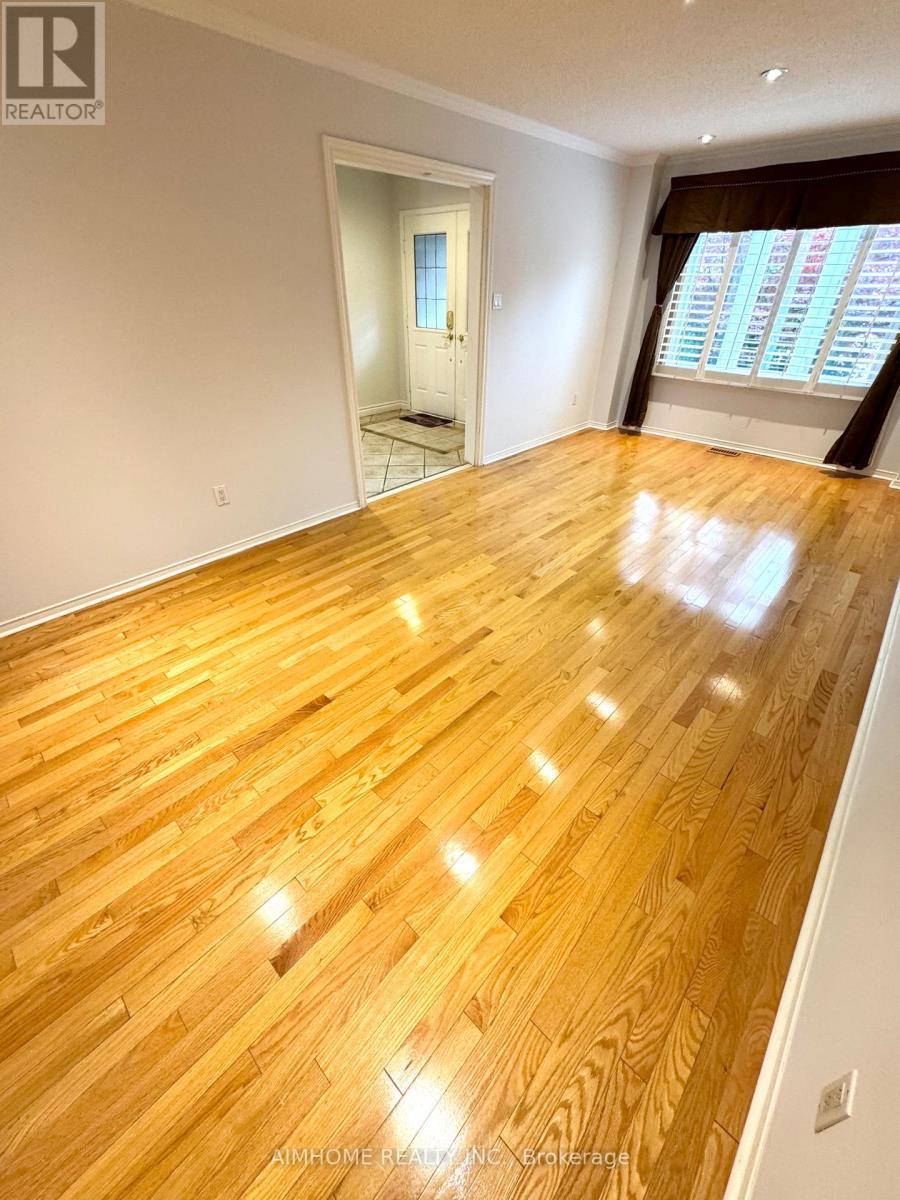 119 Cooperage Crescent, Richmond Hill, ON - Indoor Photo Showing Other Room