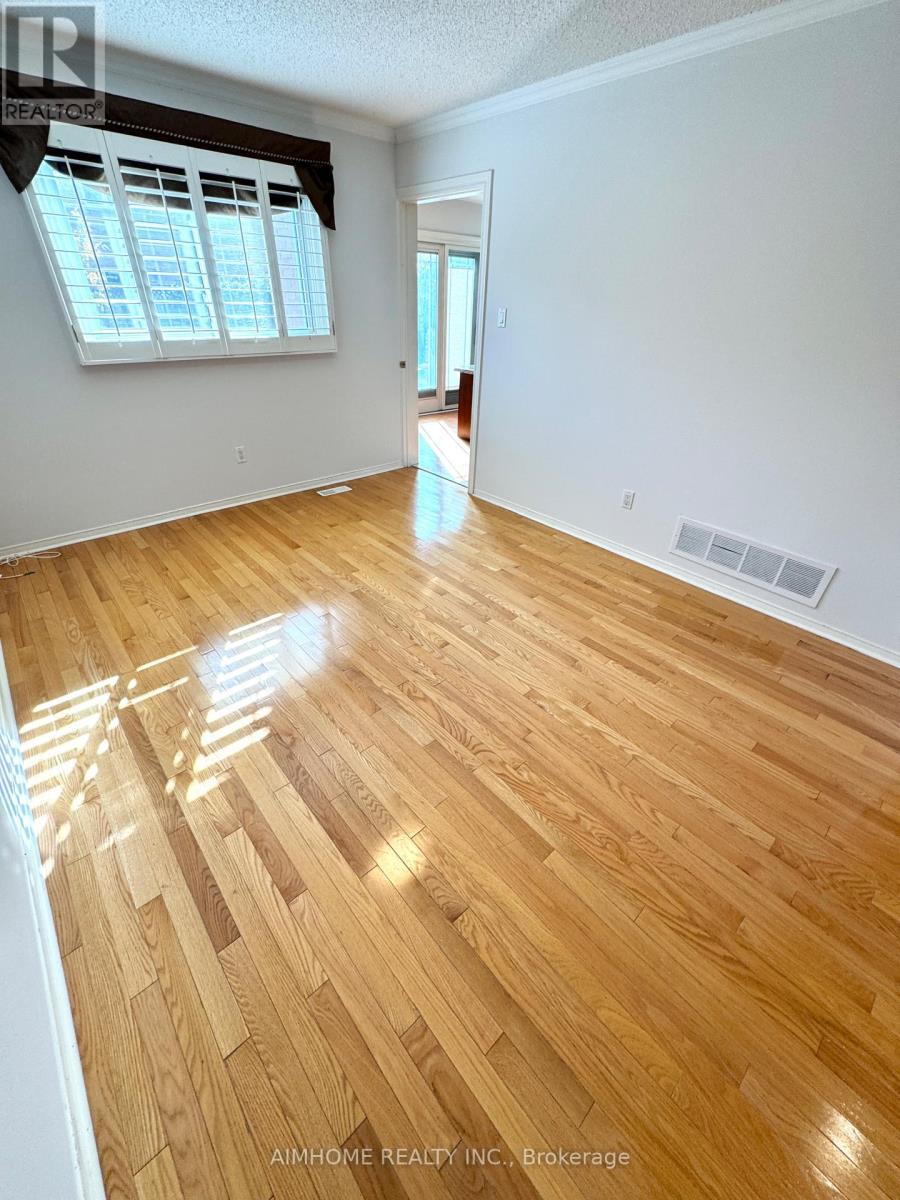 119 Cooperage Crescent, Richmond Hill, ON - Indoor Photo Showing Other Room
