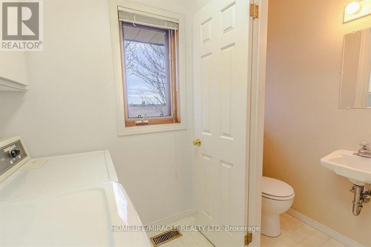 9370 10Th Line, Halton Hills, ON - Indoor Photo Showing Other Room