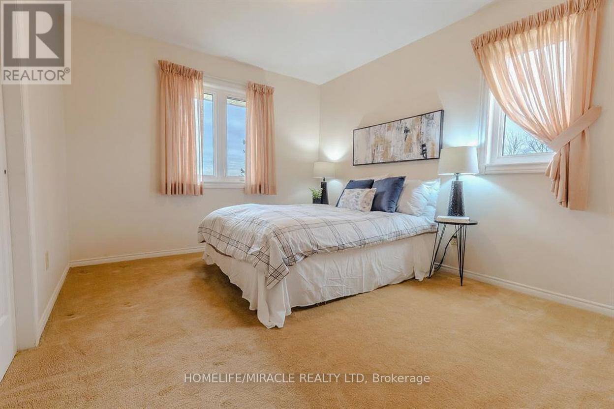 9370 10Th Line, Halton Hills, ON - Indoor Photo Showing Bedroom