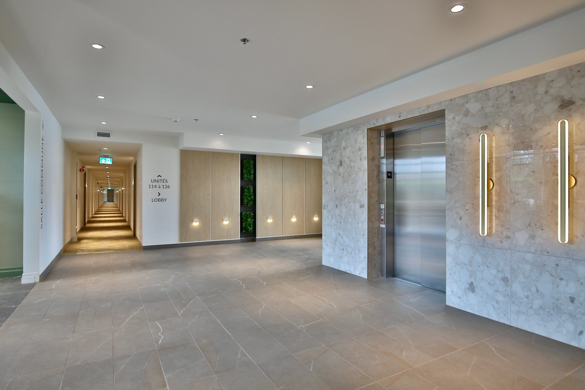 Elevator - 112-2100 Rue Benoit, Saint-Bruno-De-Montarville, QC - Indoor Photo Showing Other Room