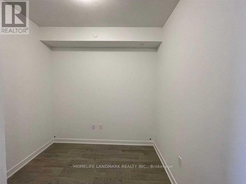 501 - 4675 Metcalfe Avenue, Mississauga, ON - Indoor Photo Showing Other Room