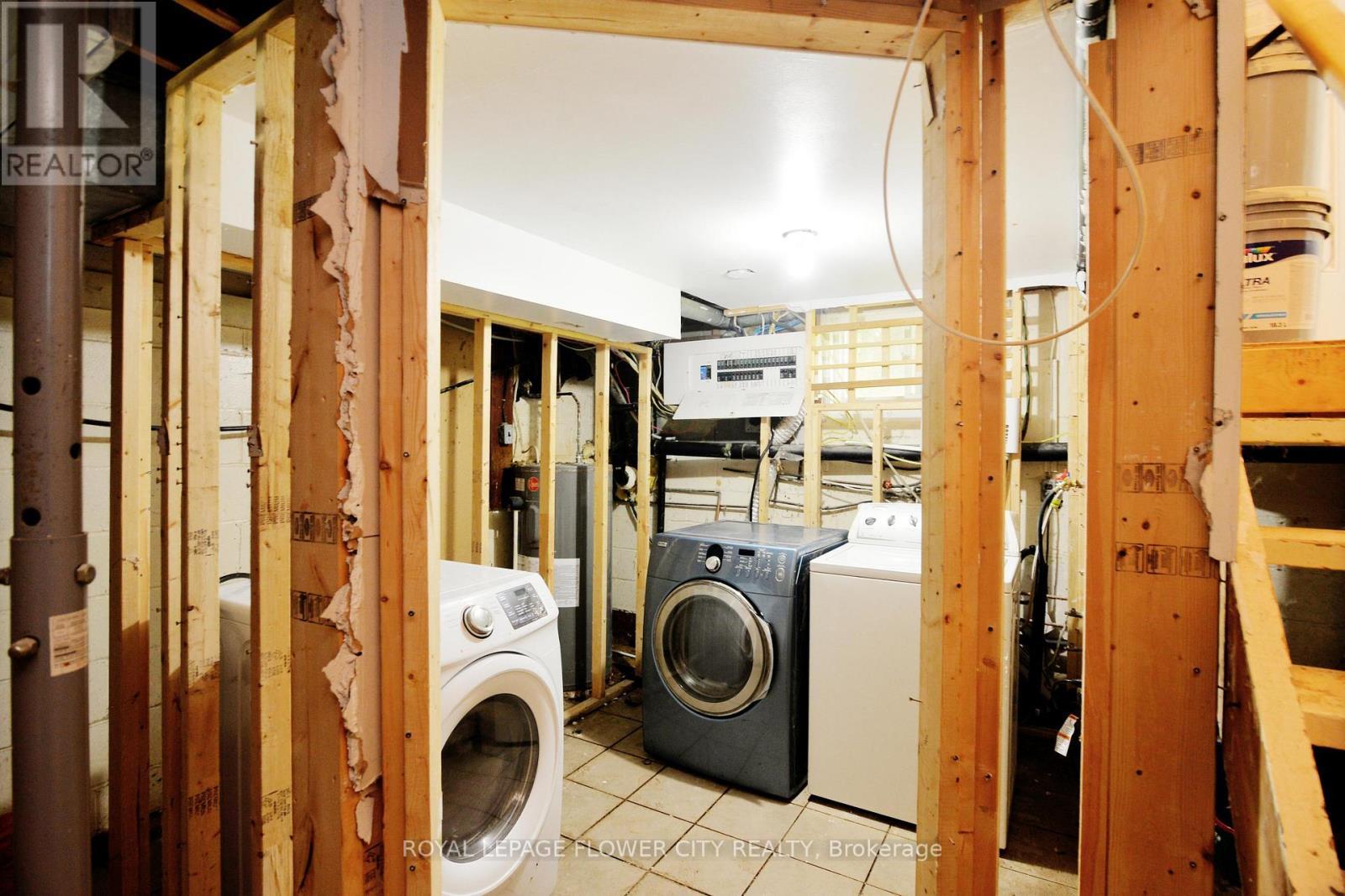 15790 Mississauga Road, Caledon, ON - Indoor Photo Showing Laundry Room