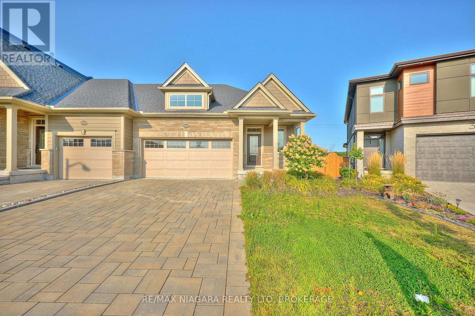 3947 Mitchell Crescent, Fort Erie (Black Creek), ON - Outdoor With Facade