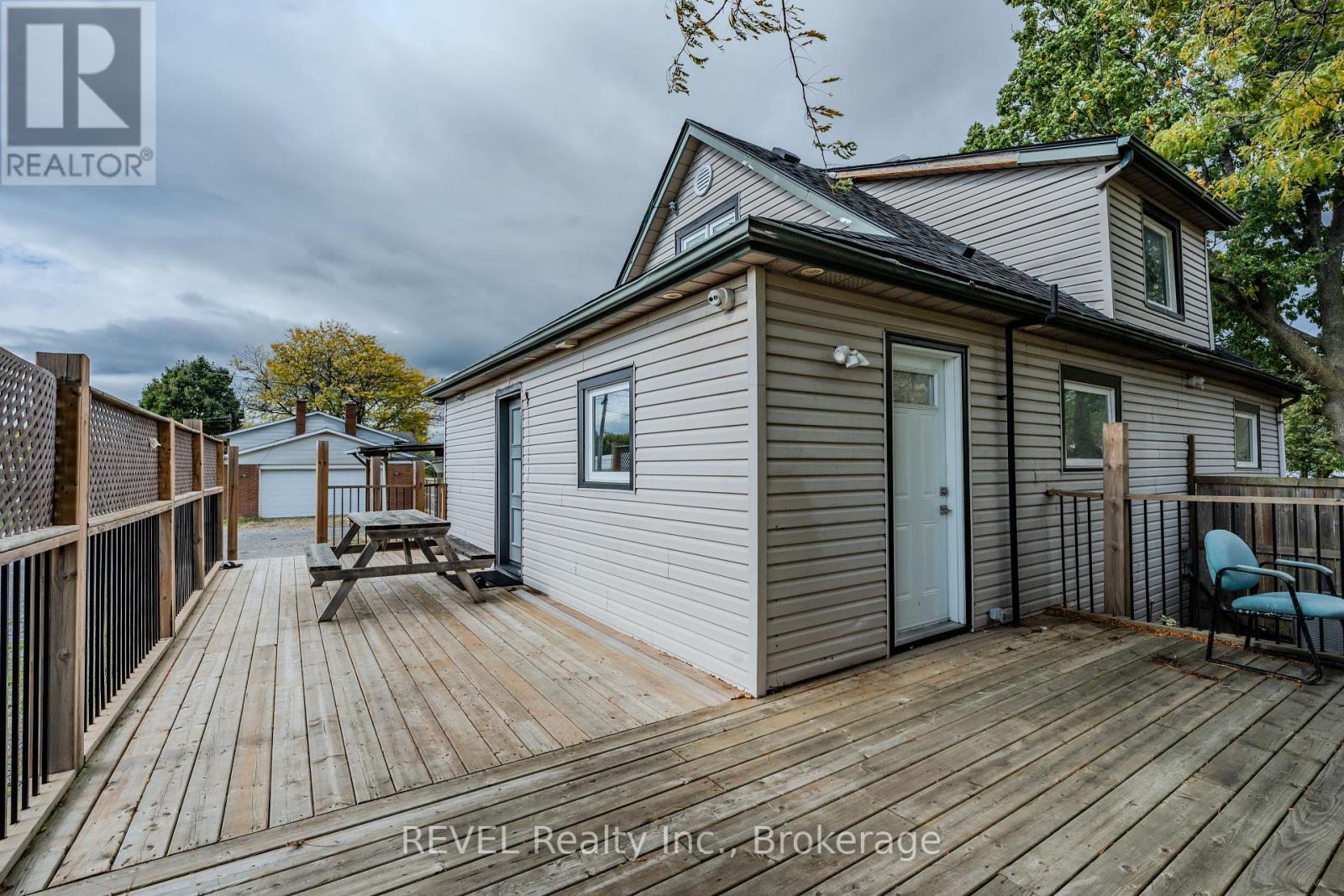 4 BEDROOM HOME - 1269 1273 Larkin Road E, Niagara-On-The-Lake (River), ON