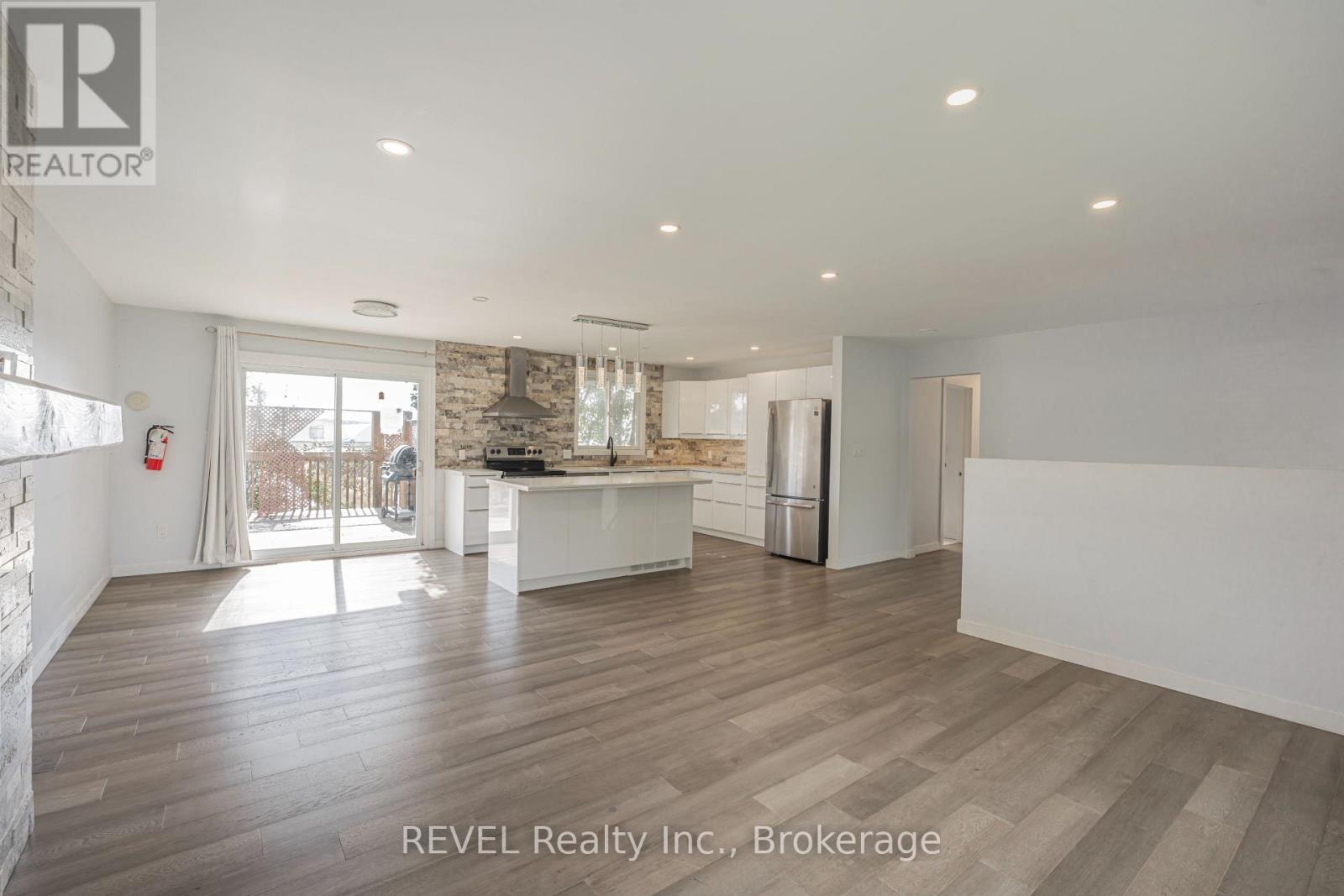 1269 1273 Larkin Road E, Niagara-On-The-Lake (River), ON