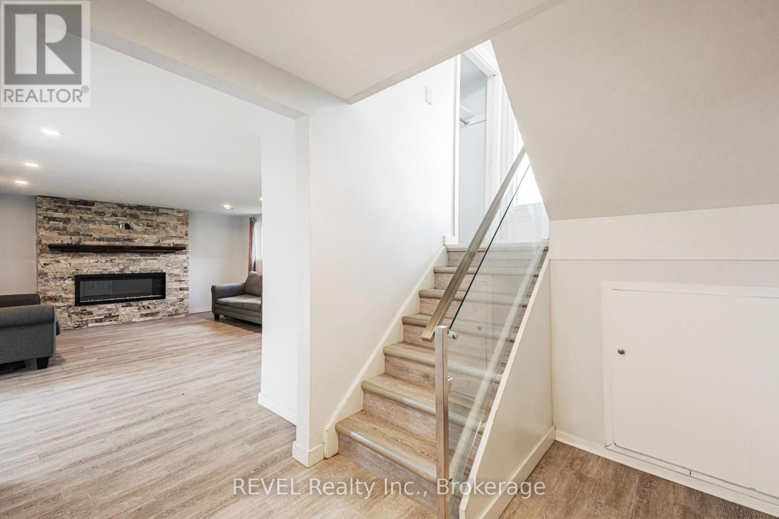 1269 1273 Larkin Road E, Niagara-On-The-Lake (River), ON