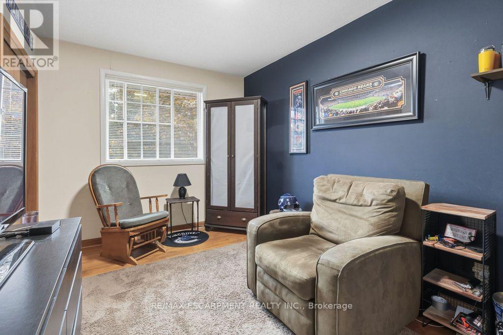 5119 Cherryhill Crescent, Burlington, ON - Indoor