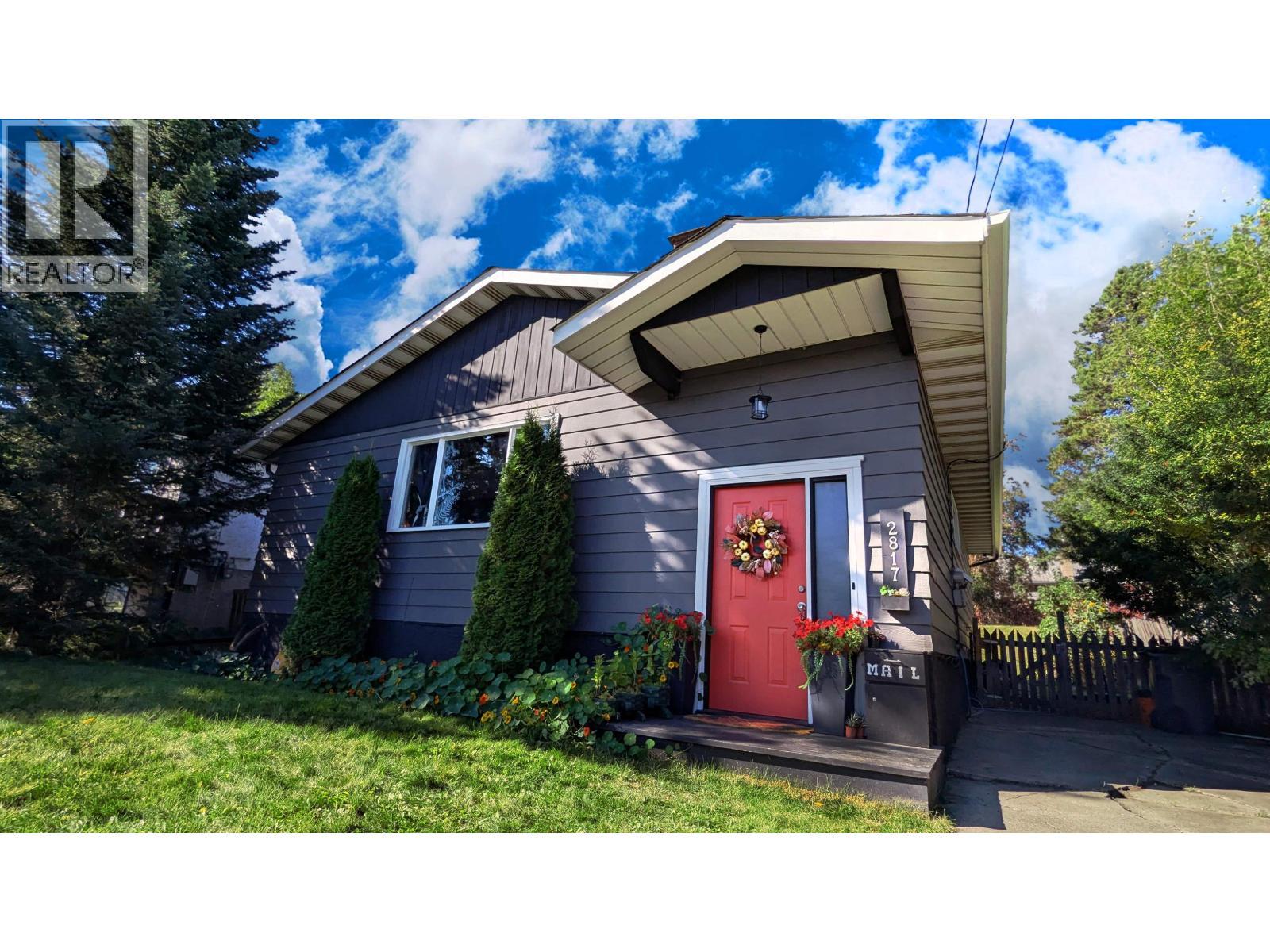 2817 Oak Street, Prince George, BC - Outdoor