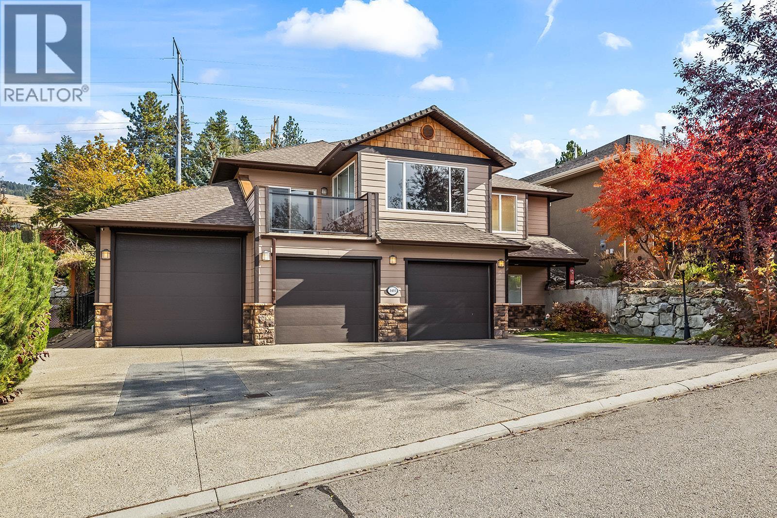 3431 Camelback Drive, Kelowna, BC - Outdoor