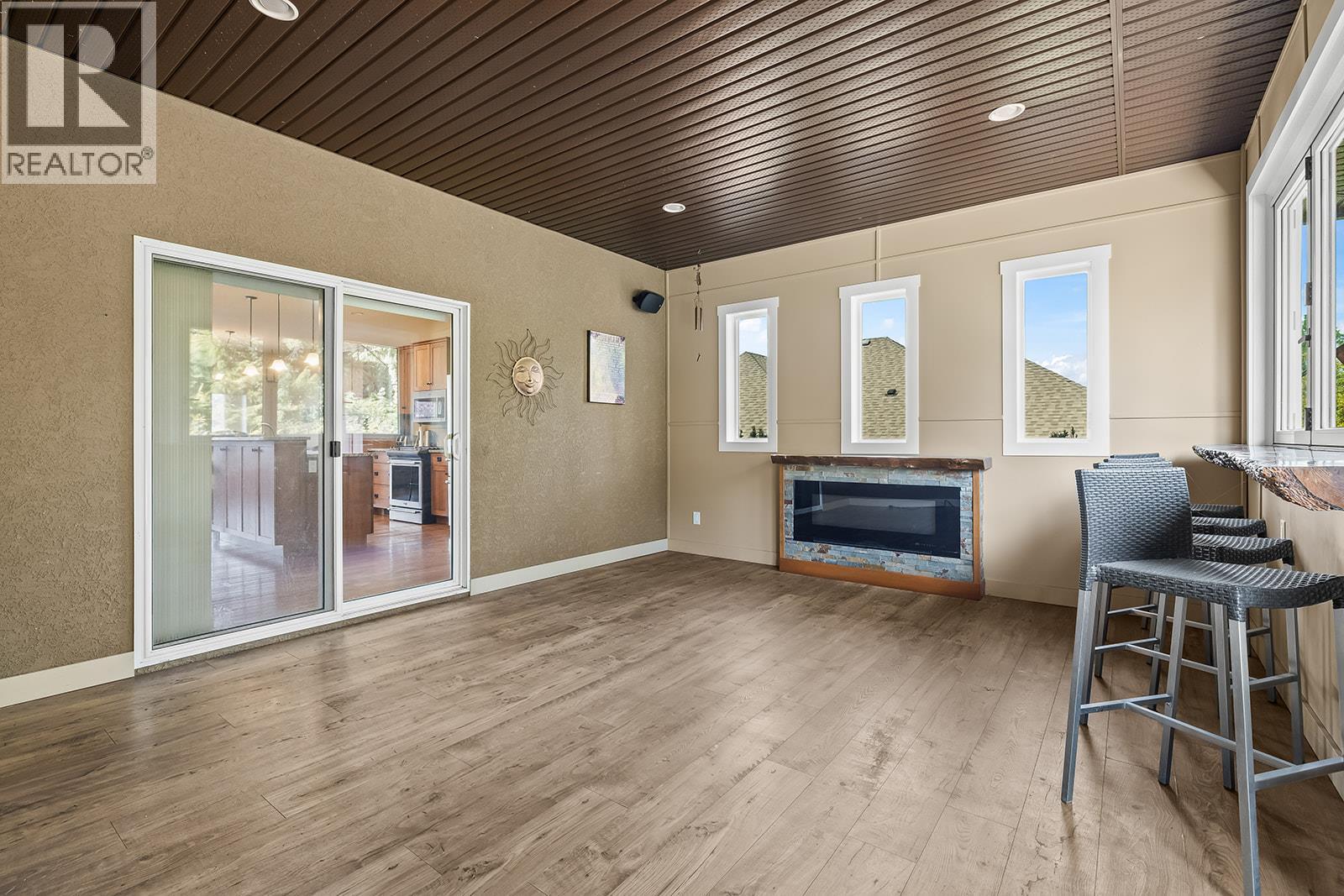 3431 Camelback Drive, Kelowna, BC - Outdoor With Deck Patio Veranda With Exterior