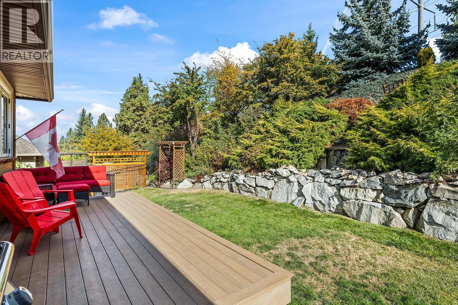 3431 Camelback Drive, Kelowna, BC - Outdoor With Deck Patio Veranda