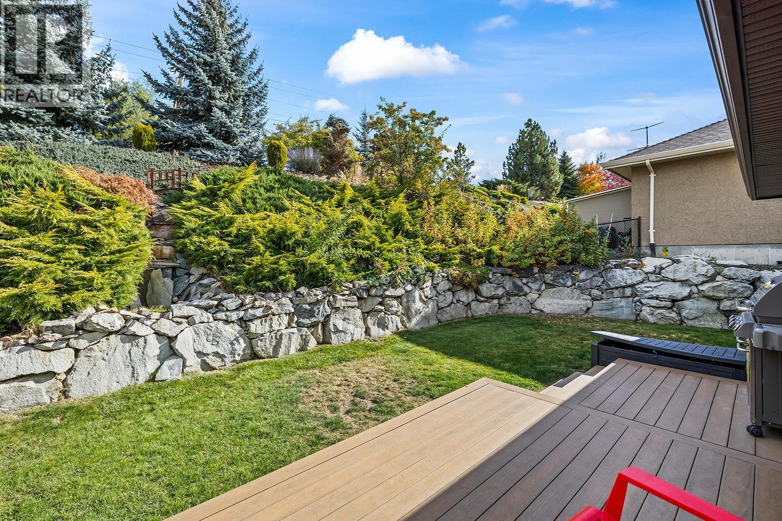 3431 Camelback Drive, Kelowna, BC - Outdoor With Deck Patio Veranda