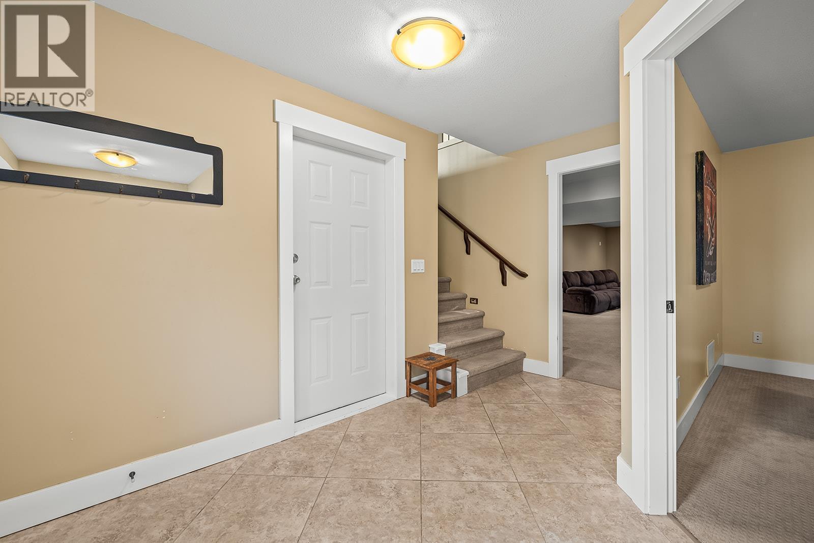 3431 Camelback Drive, Kelowna, BC - Indoor Photo Showing Other Room