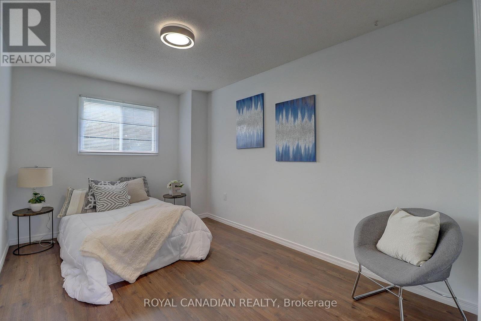 40 Doncaster Crescent, Clarington, ON - Indoor Photo Showing Bedroom