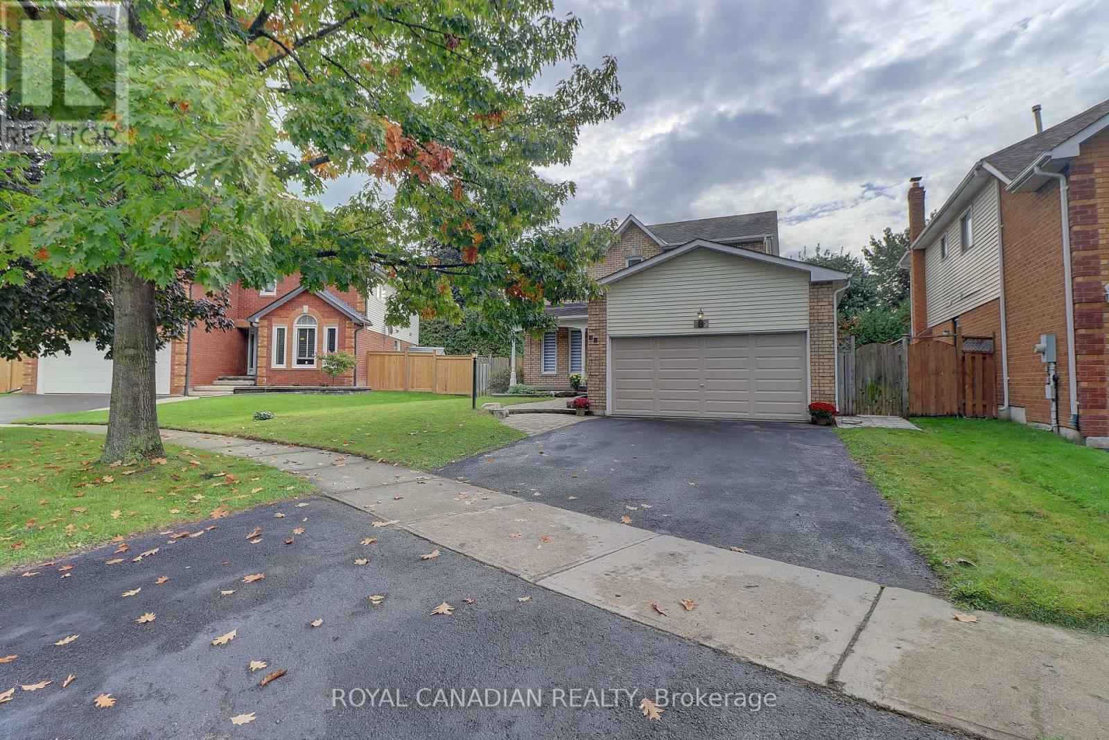 40 Doncaster Crescent, Clarington, ON - Outdoor