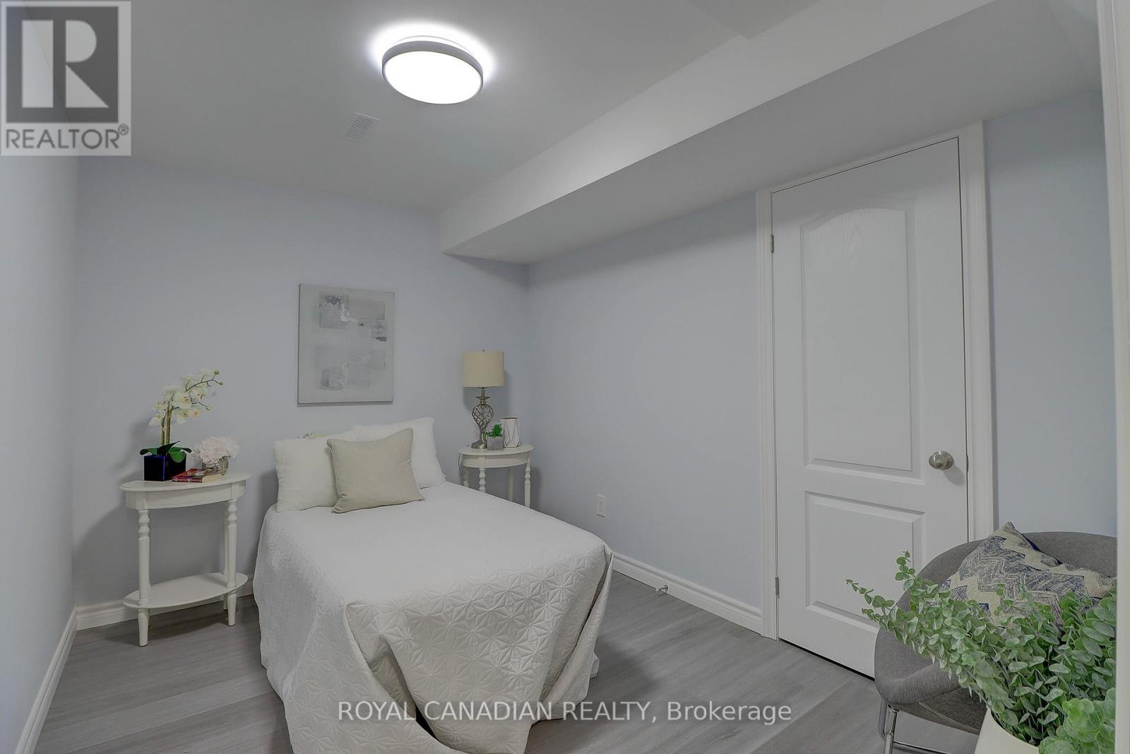 40 Doncaster Crescent, Clarington, ON - Indoor Photo Showing Bedroom