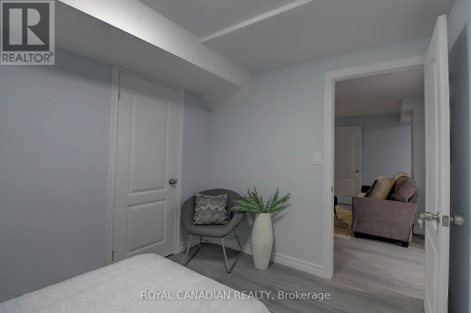 40 Doncaster Crescent, Clarington, ON - Indoor Photo Showing Other Room