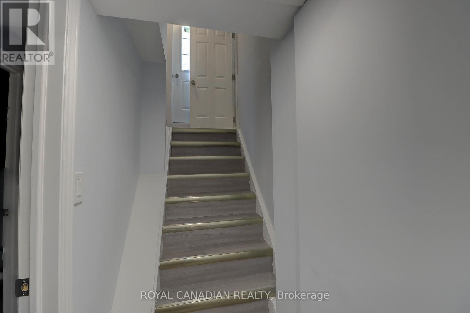 40 Doncaster Crescent, Clarington, ON - Indoor Photo Showing Other Room