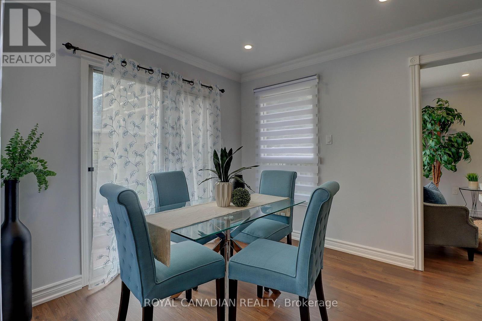 40 Doncaster Crescent, Clarington, ON - Indoor Photo Showing Dining Room