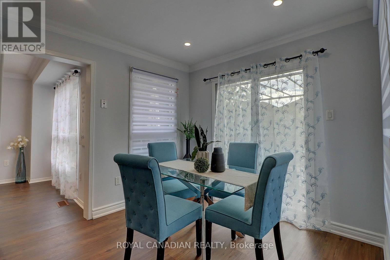 40 Doncaster Crescent, Clarington, ON - Indoor Photo Showing Dining Room