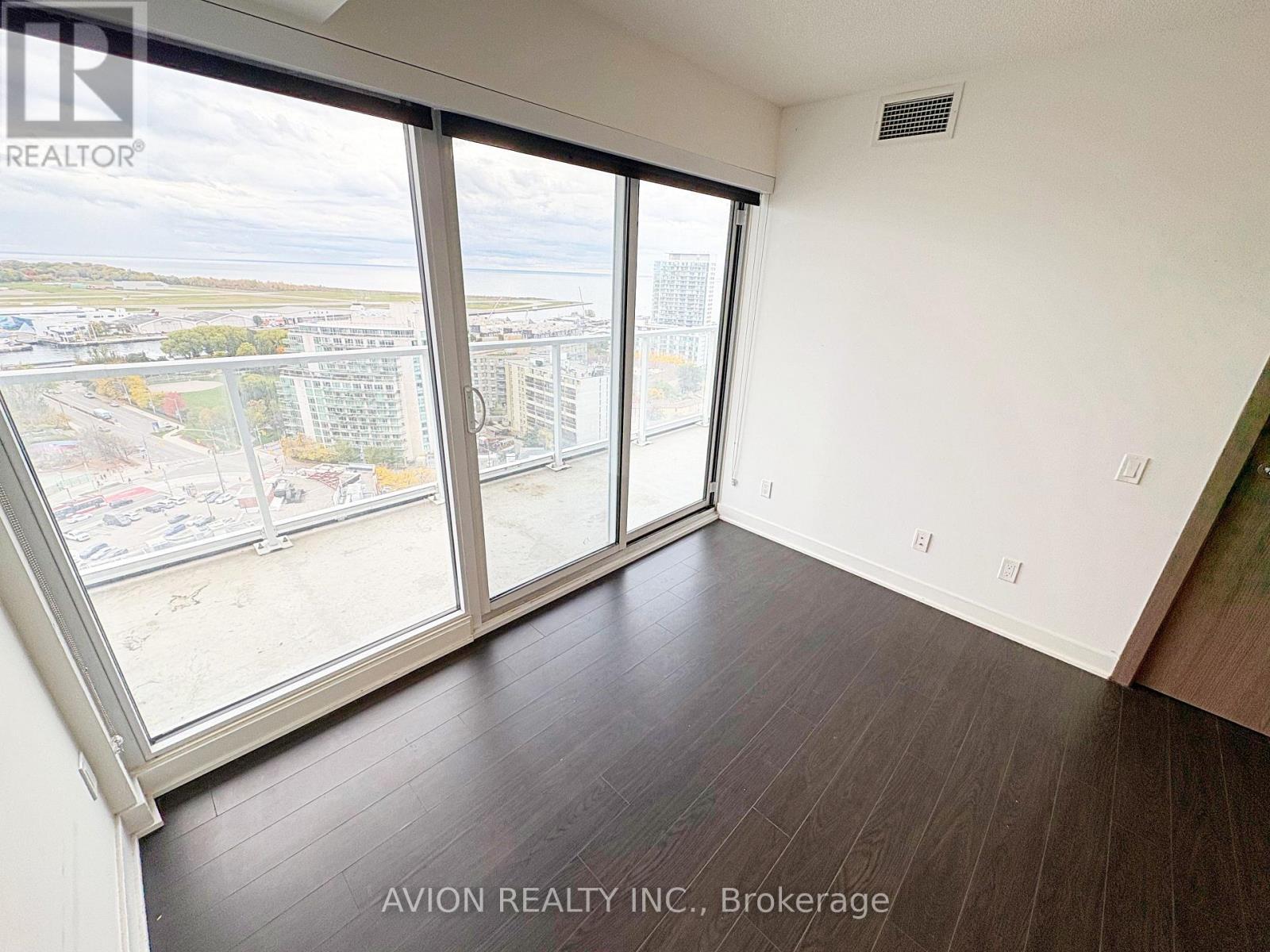 2516 - 17 Bathurst Street, Toronto, ON - Indoor Photo Showing Other Room