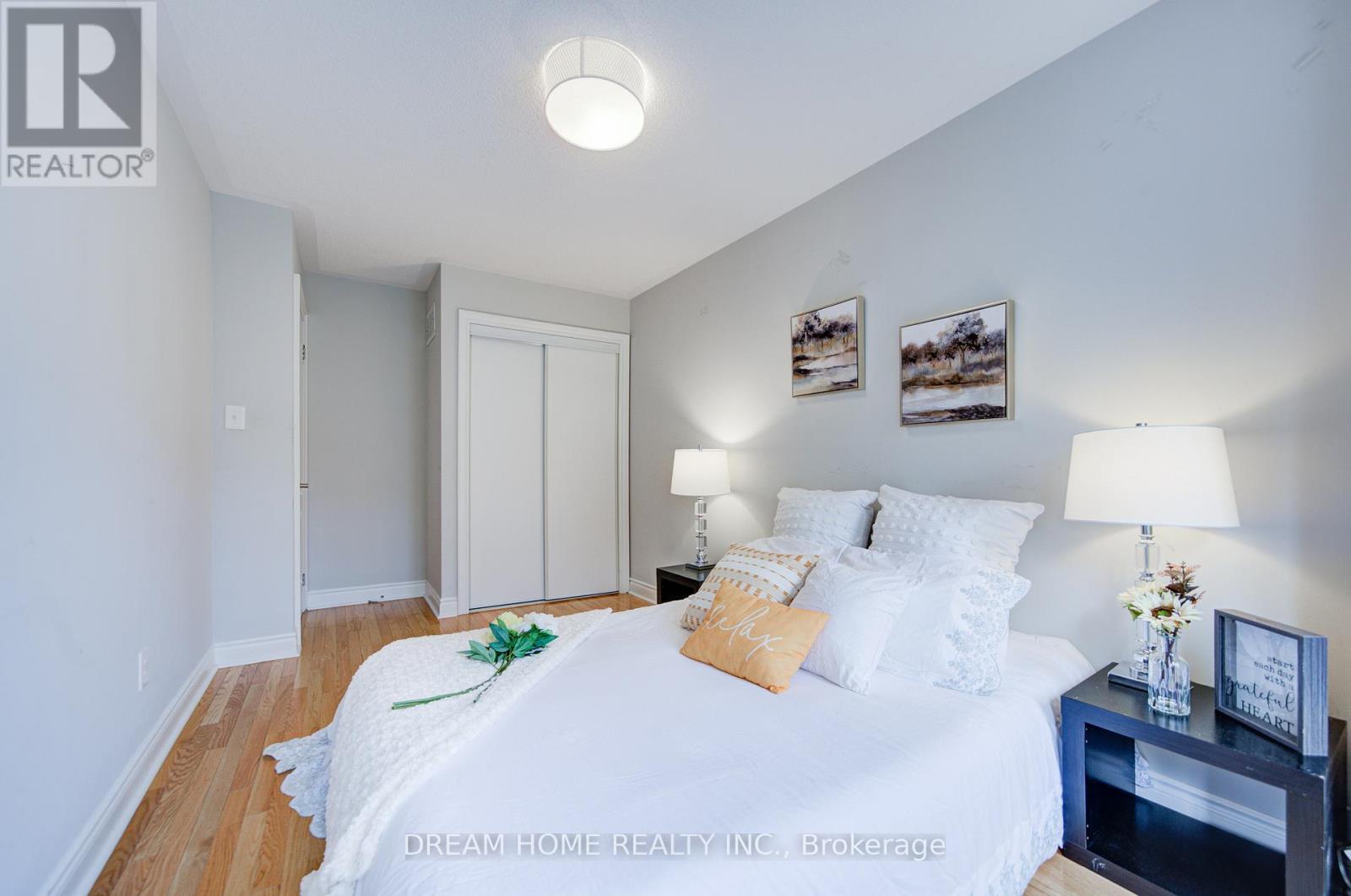 172 Tom Taylor Crescent, Newmarket, ON - Indoor Photo Showing Bedroom