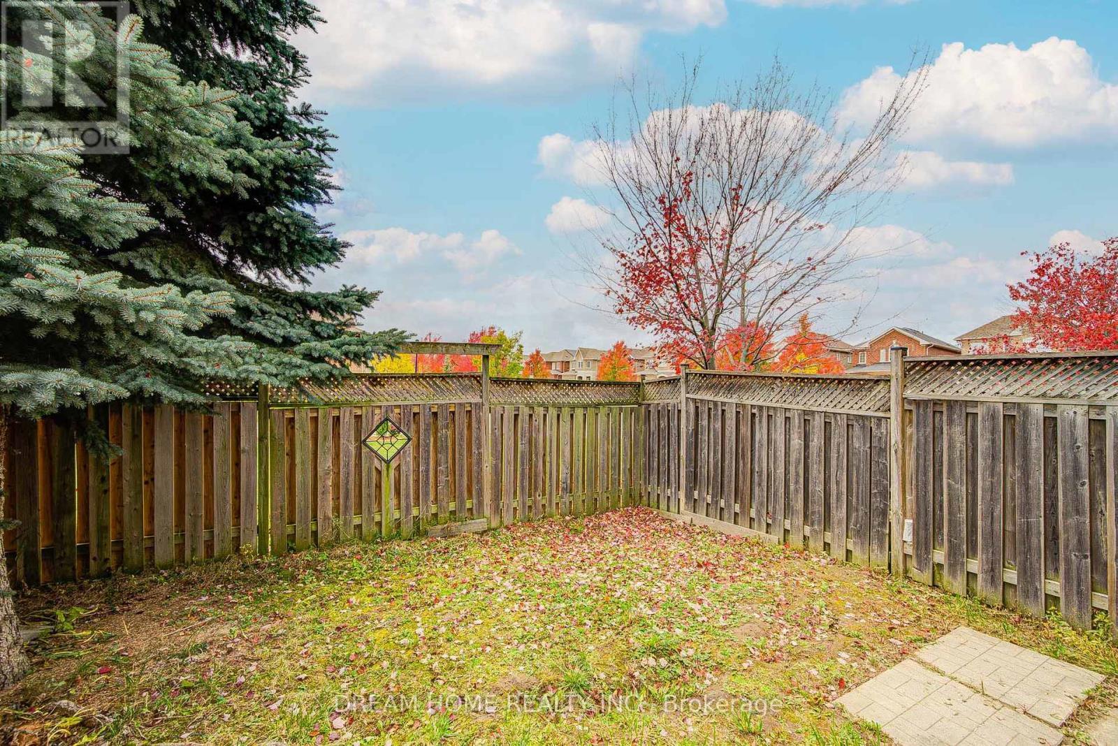 172 Tom Taylor Crescent, Newmarket, ON - Outdoor