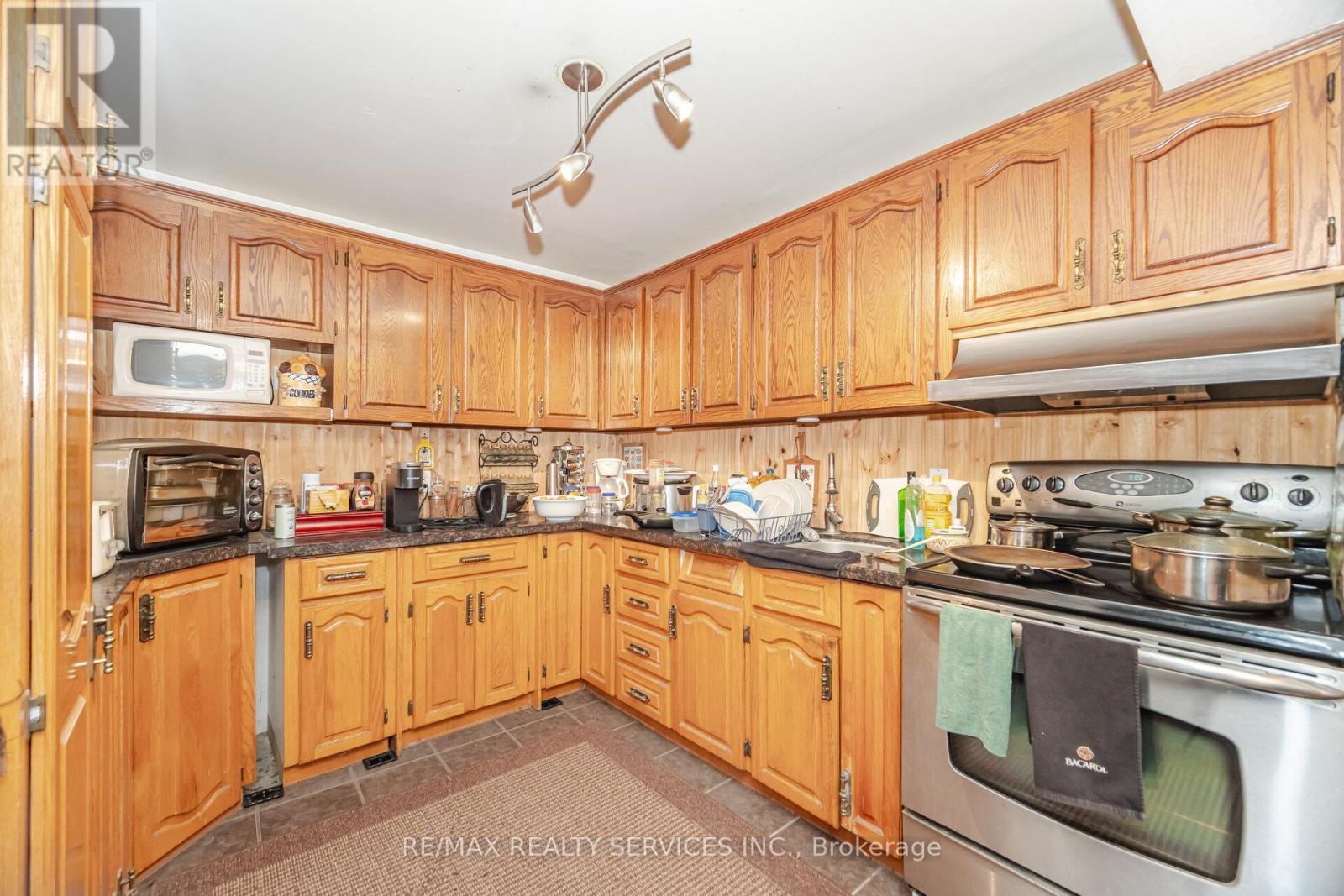 764059 240 Side Road, Melancthon, ON - Indoor Photo Showing Kitchen