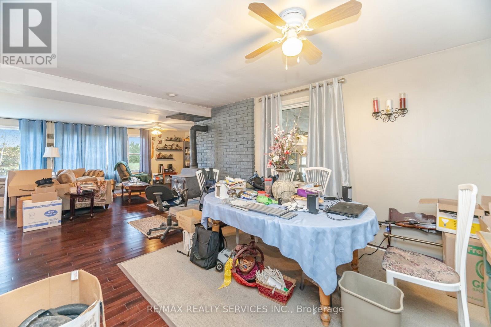 764059 240 Side Road, Melancthon, ON - Indoor Photo Showing Other Room