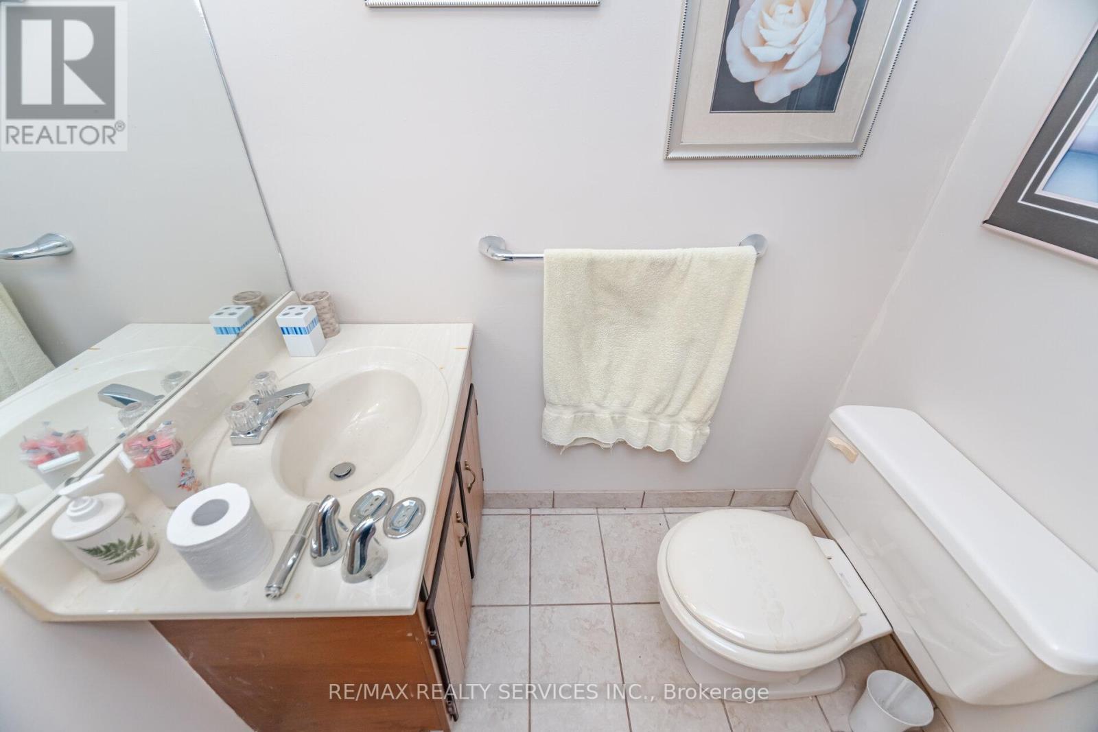 764059 240 Side Road, Melancthon, ON - Indoor Photo Showing Bathroom