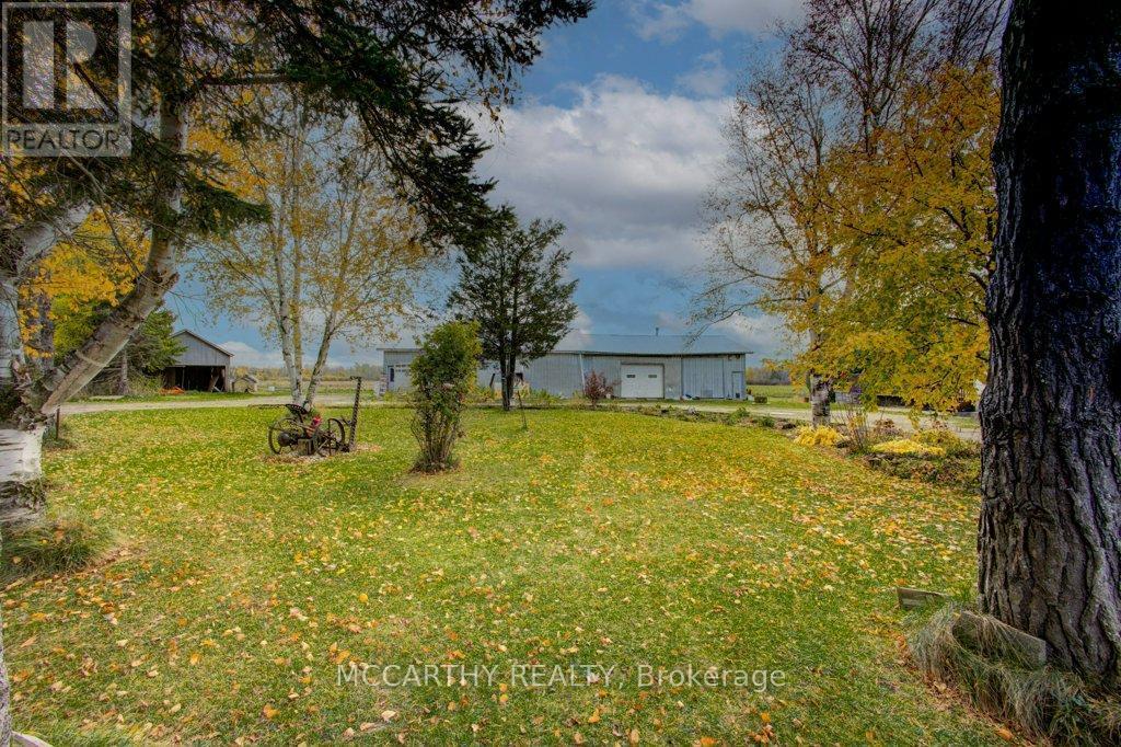 Large yard - 713630 Durham Road B, Grey Highlands, ON