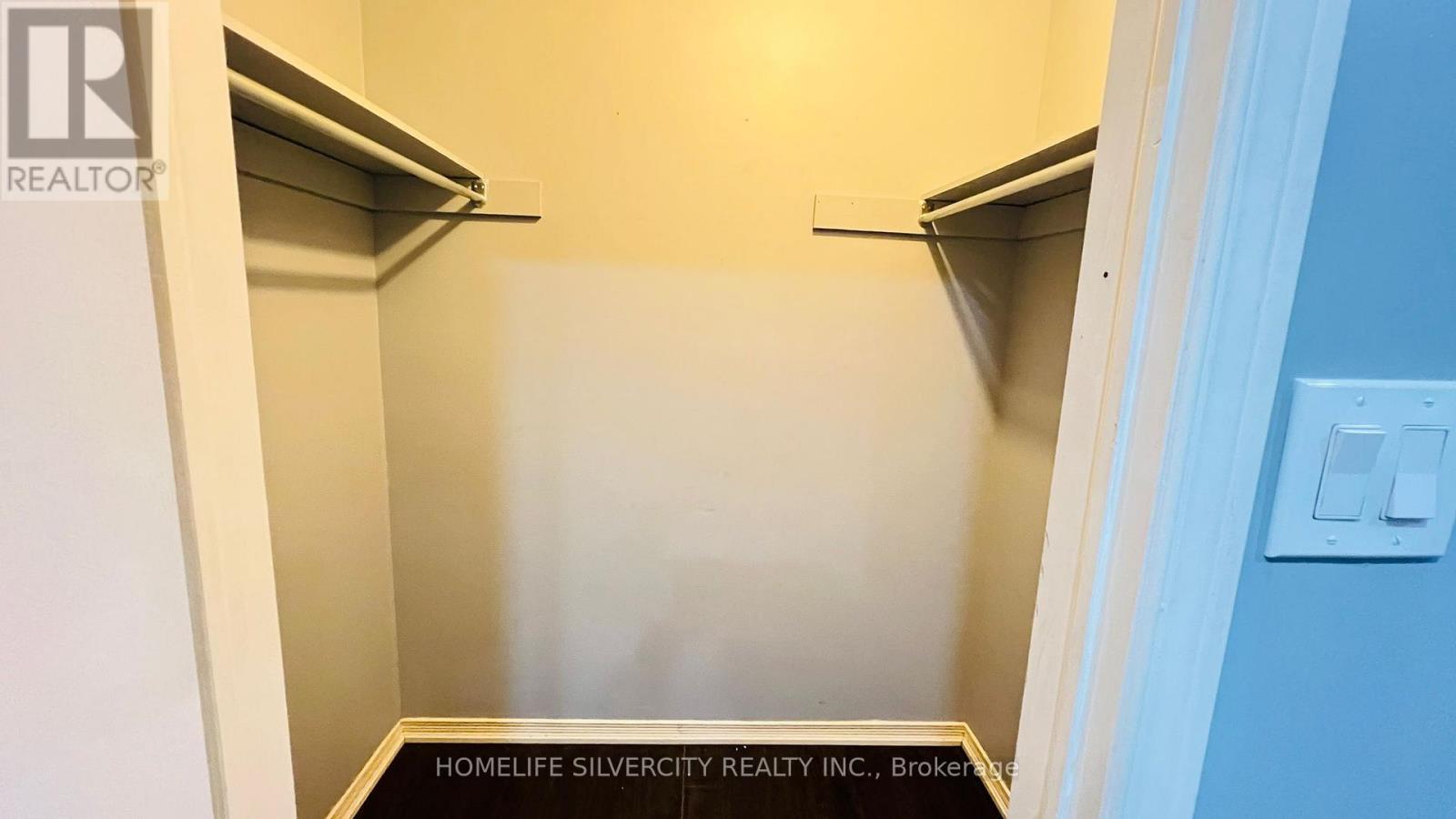 7 Bison Run Road, Brampton, ON - Indoor