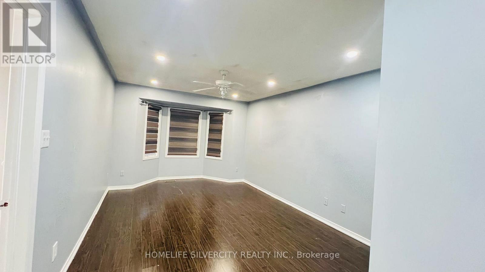 7 Bison Run Road, Brampton, ON - Indoor Photo Showing Other Room