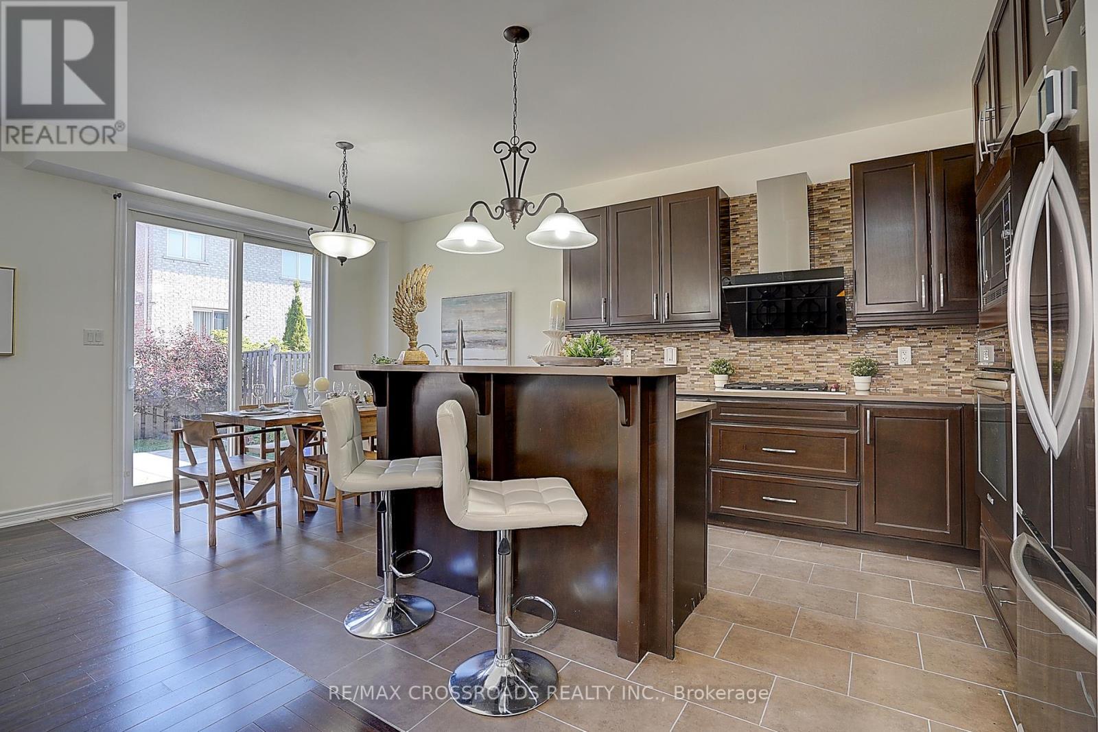 106 Milos Road, Richmond Hill, ON - Indoor