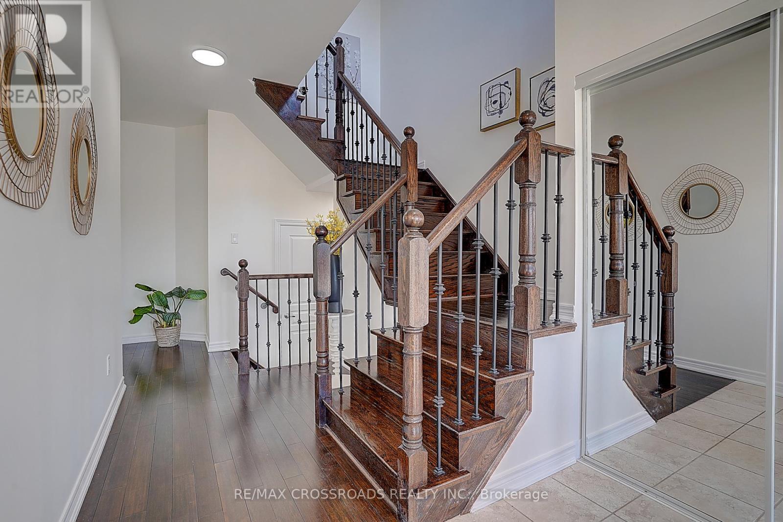 106 Milos Road, Richmond Hill, ON - Indoor Photo Showing Other Room