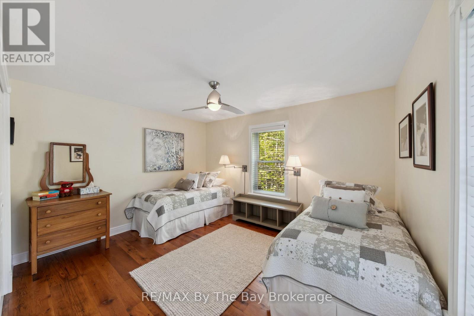 261 Kim T Lane, Georgian Bay (Baxter), ON - Indoor Photo Showing Bedroom