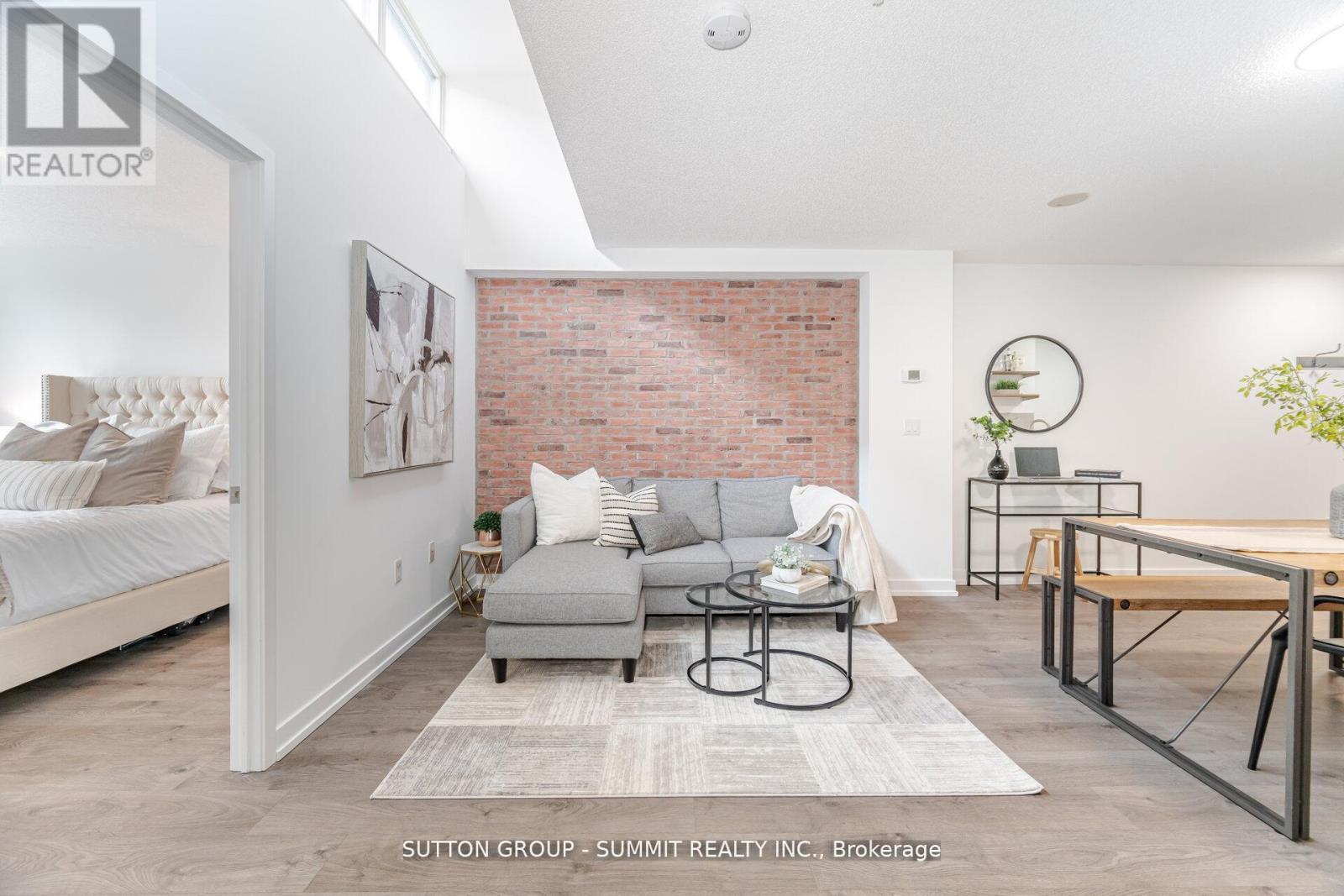 311 - 1410 Dupont Street, Toronto, ON - Indoor