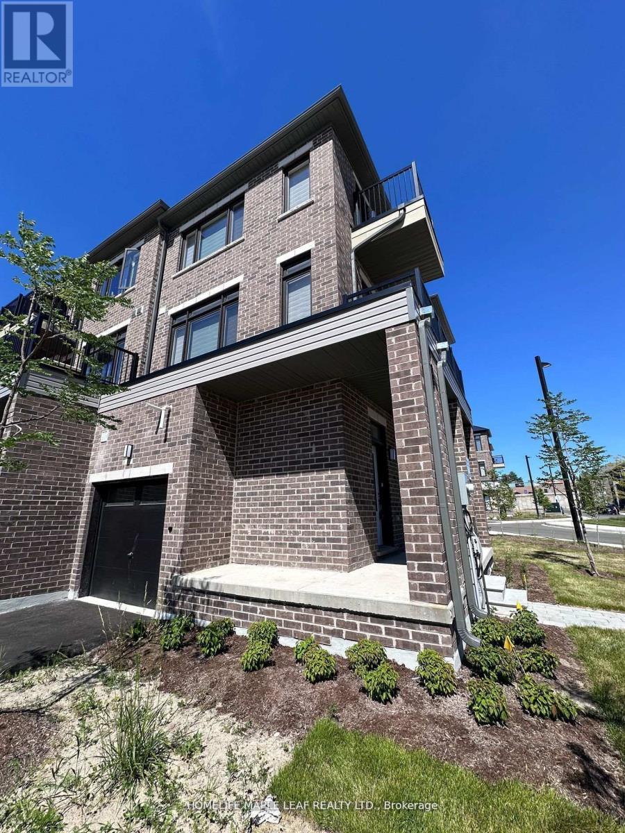 201 - 585 Colborne Street E, Brantford, ON - Outdoor